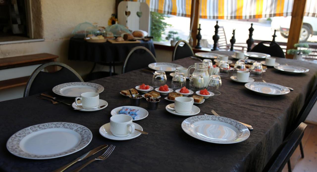 Le Bonnet De Nuit Bed & Breakfast Chalmoux Dış mekan fotoğraf